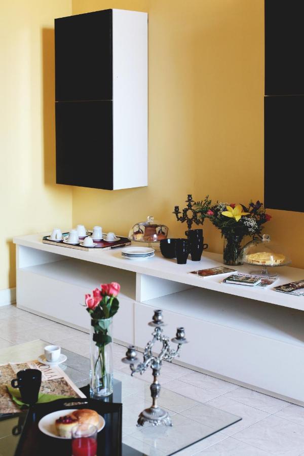 Bed And Breakfast Piazza Vittorio87 Рим Екстериор снимка