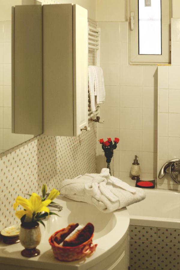 Bed And Breakfast Piazza Vittorio87 Рим Стая снимка